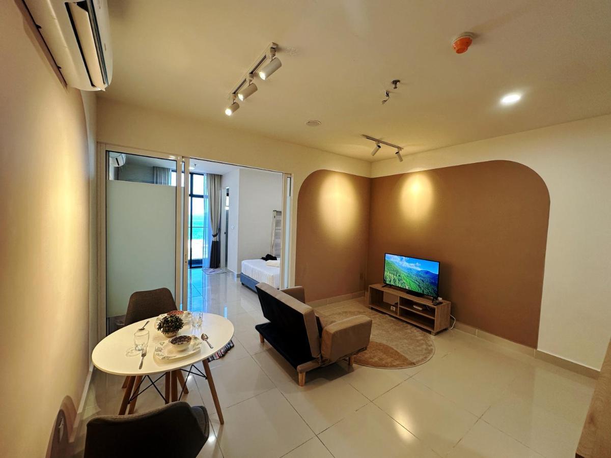 The Shore - Casa Kinabalu Apartment